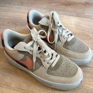 Nike Air Force 1